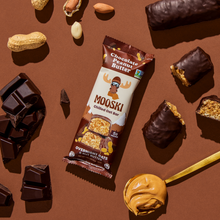 MOOSKI Chocolate Peanut Butter Chilled Oat Bar Overnight Oats & Nut Butter 5g Protein, bar with chocolate pieces and peanuts